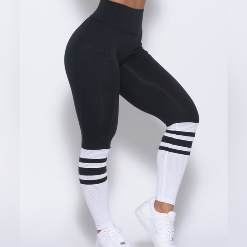 BOMBSHELL Performance Leggings